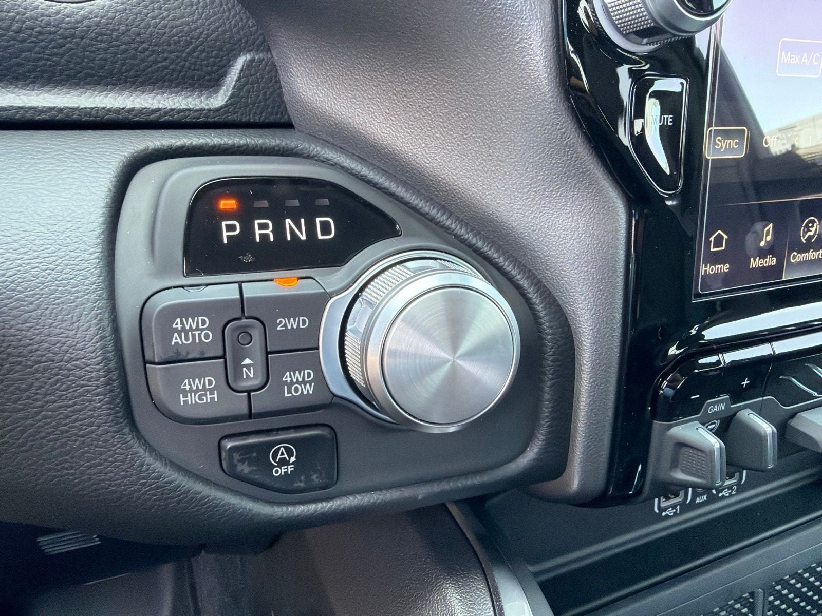 2026 RAM Ram 1500 Laramie