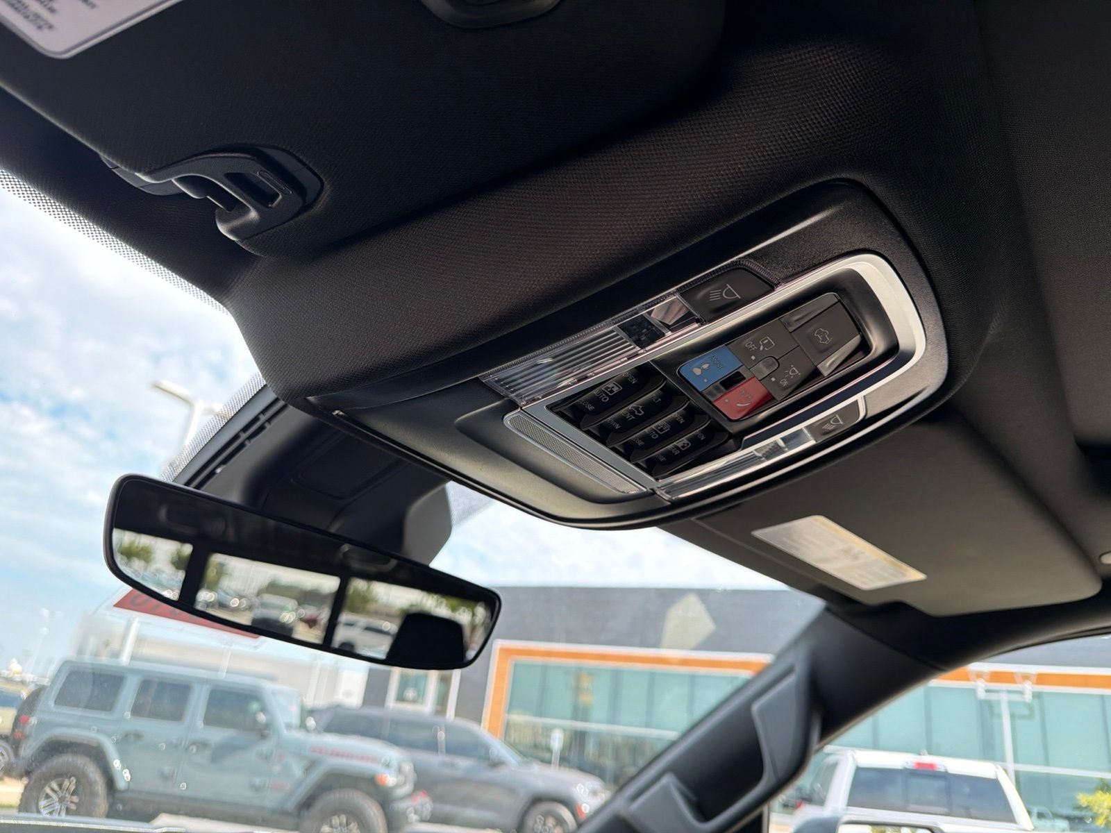 2027 RAM Ram 1500 RAM 1500 REBEL CREW CAB 4X4 5'7' BOX