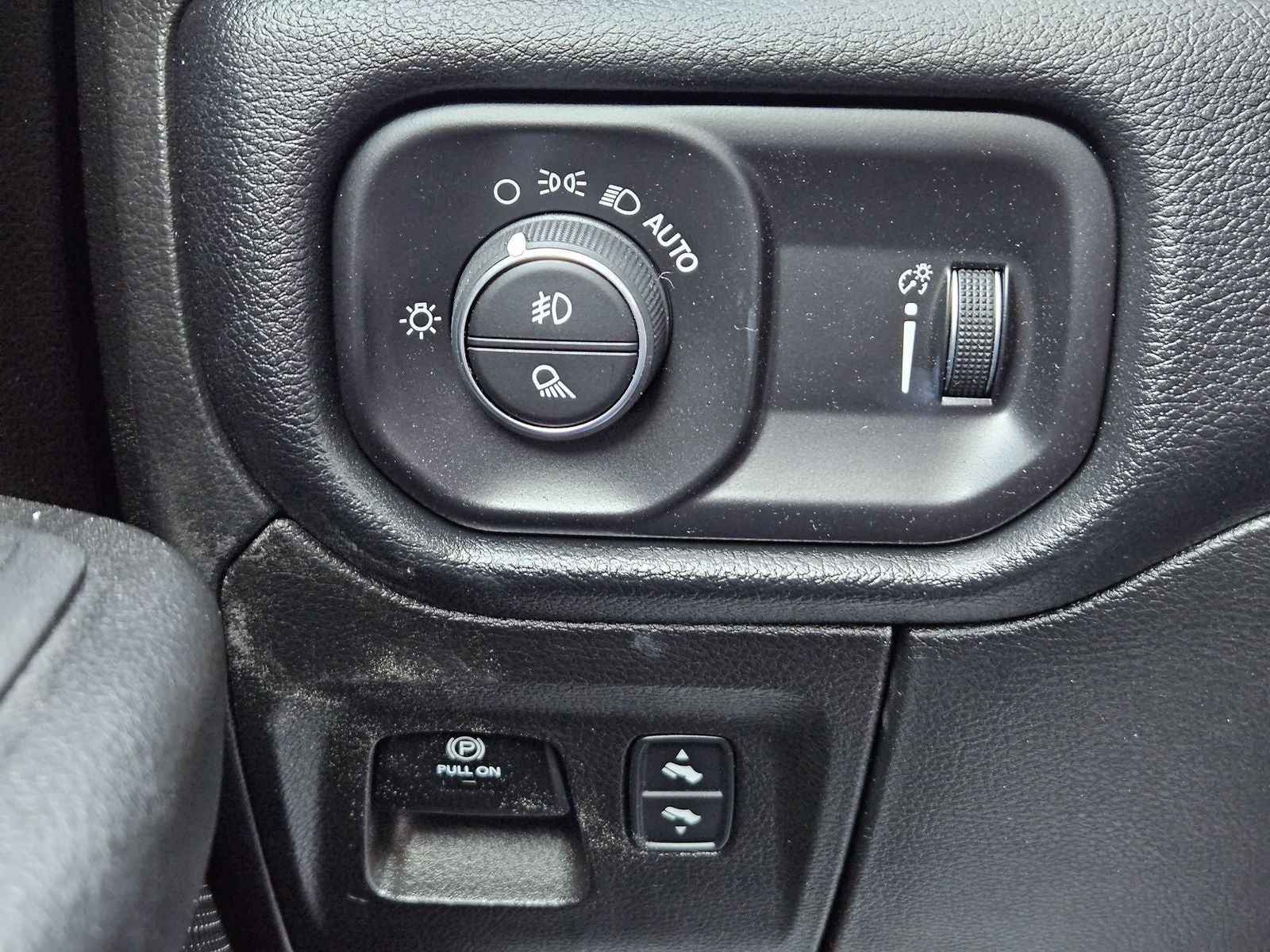 2022 RAM Ram 1500 Big Horn Crew Cab 4x4 6'4' Box