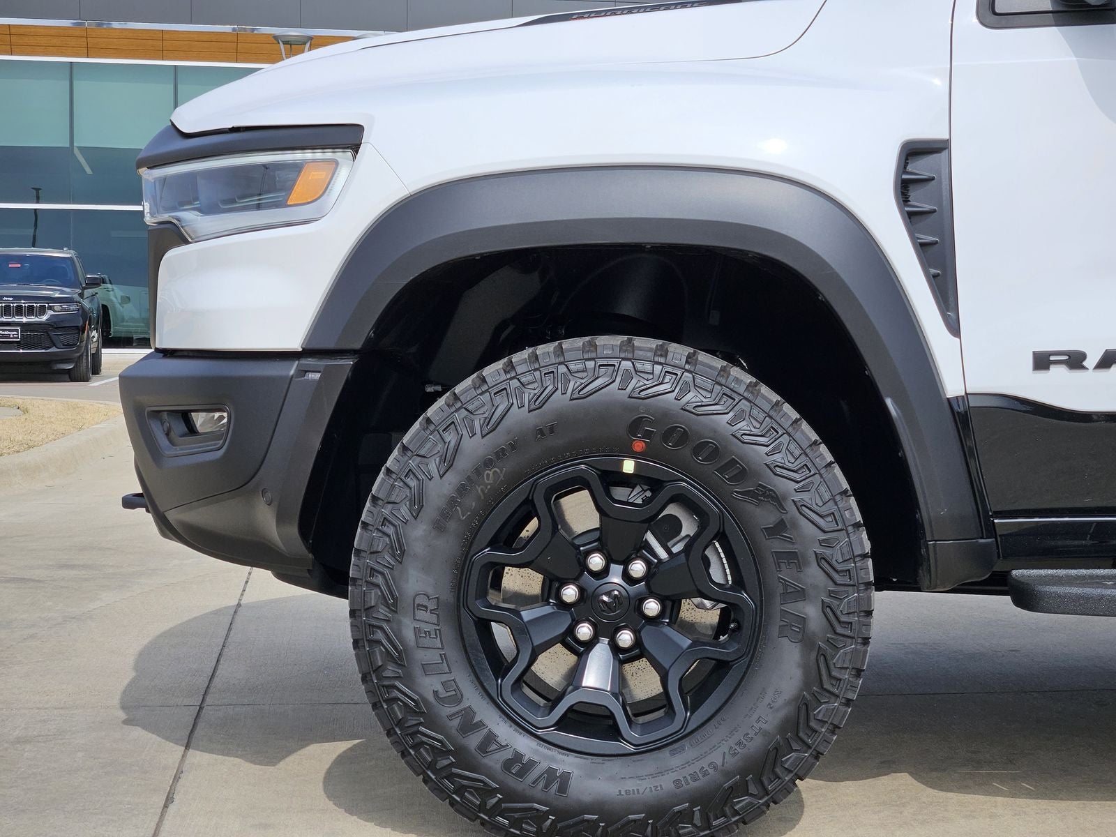 2026 RAM Ram 1500 RAM 1500 RHO CREW CAB 4X4 5'7' BOX