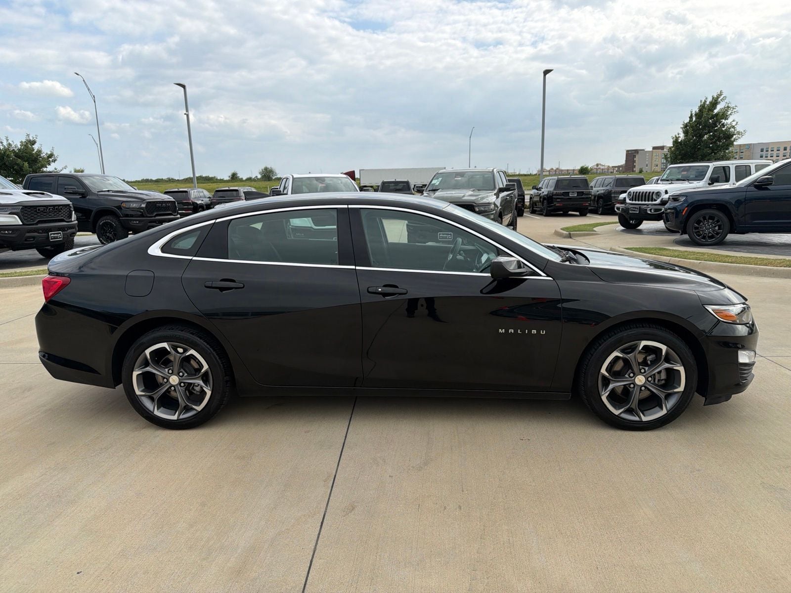 2023 Chevrolet Malibu FWD 1LT