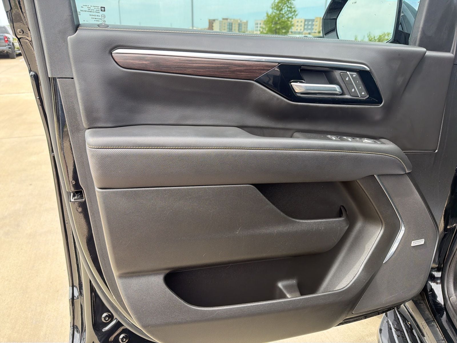 2025 Chevrolet Tahoe 2WD Premier