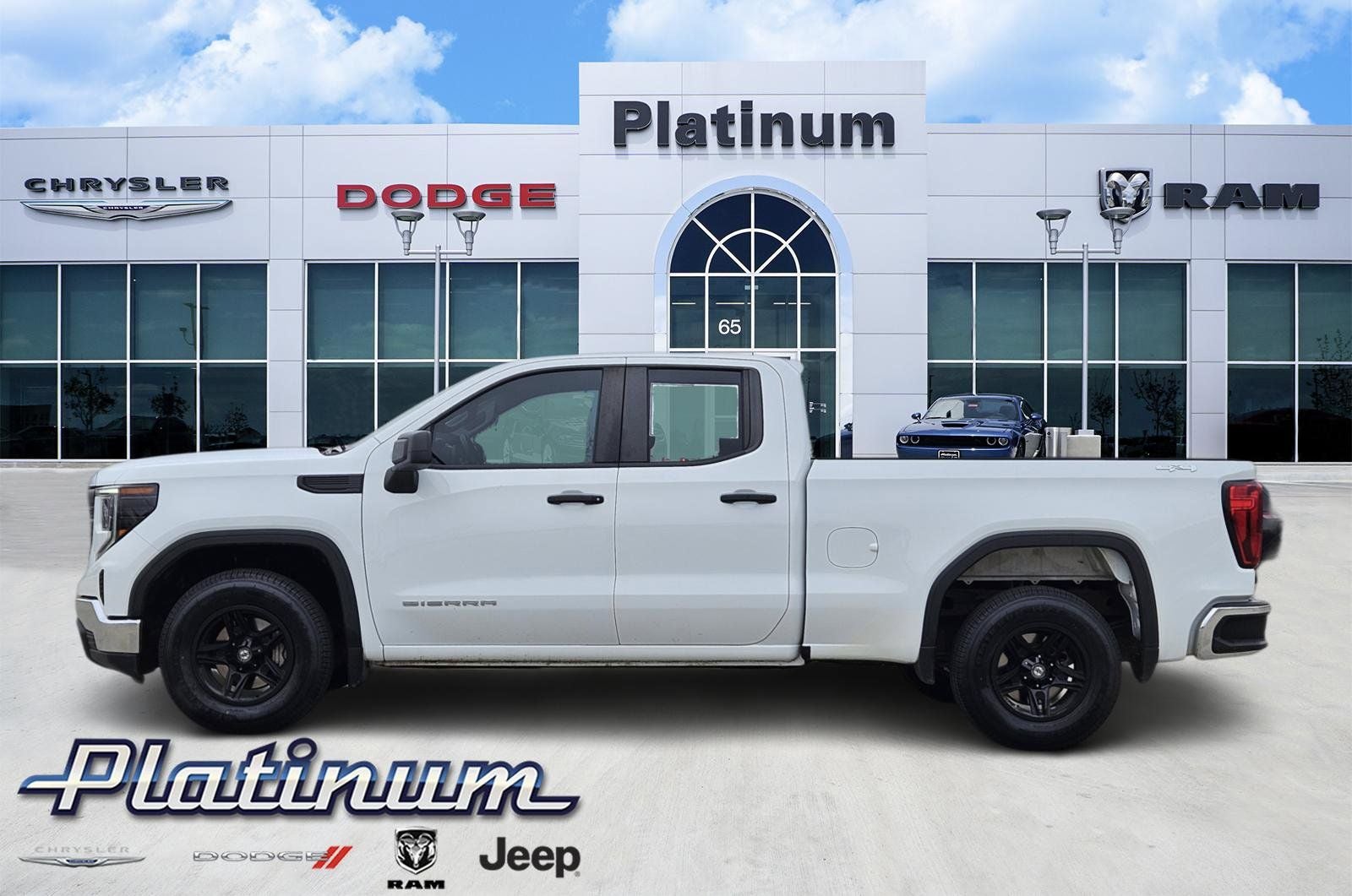 2023 GMC Sierra 1500 4WD Double Cab Standard Box Pro