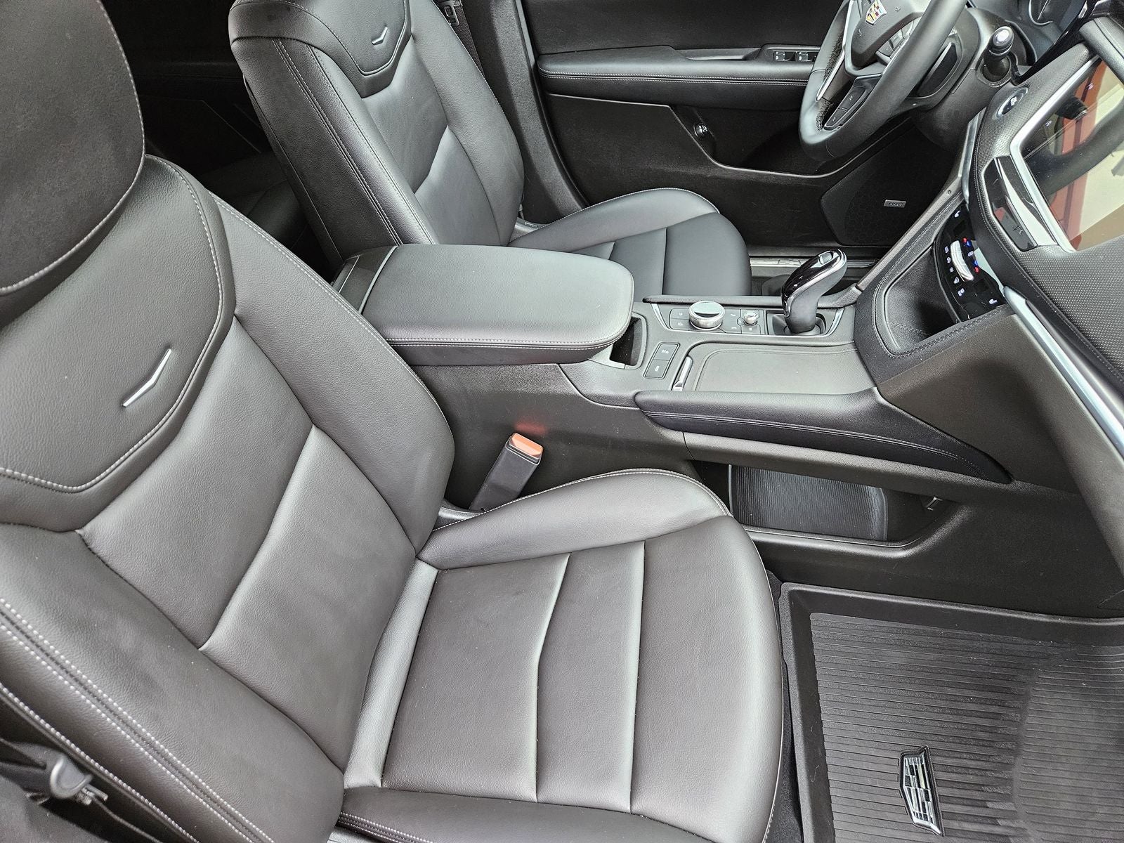 2024 Cadillac XT5 FWD Luxury