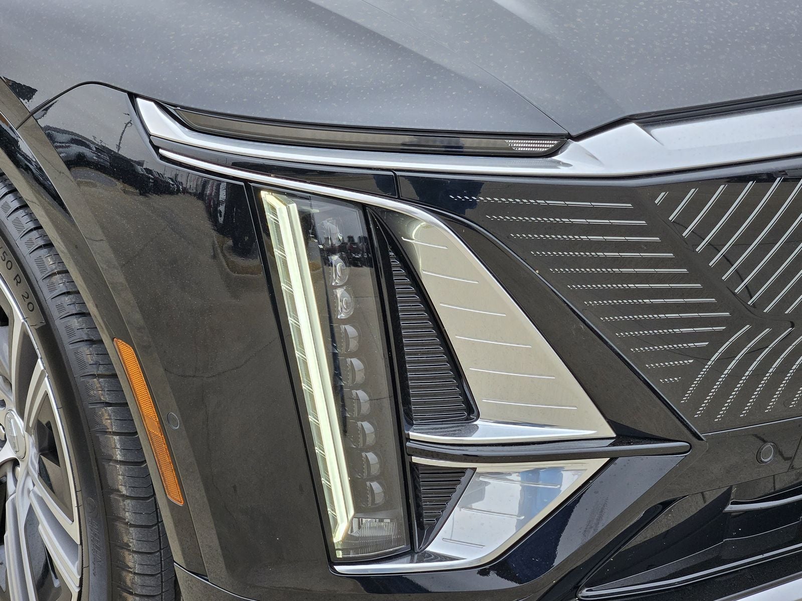 2024 Cadillac LYRIQ Luxury w/1SC