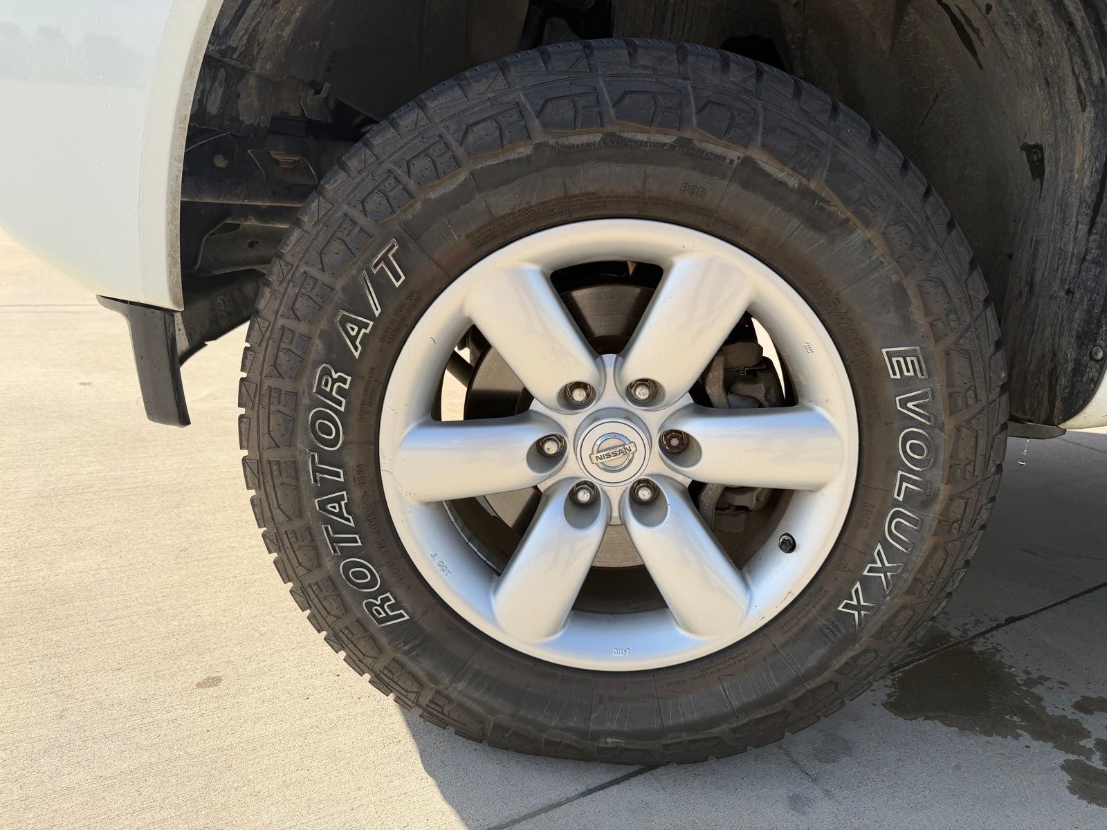 2014 Nissan Titan SV