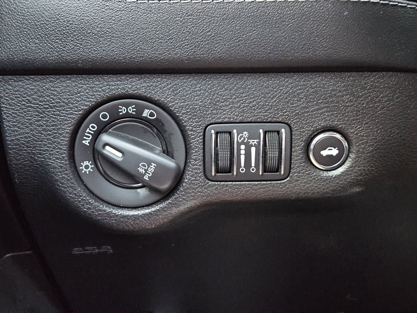 2022 Dodge Charger SXT RWD