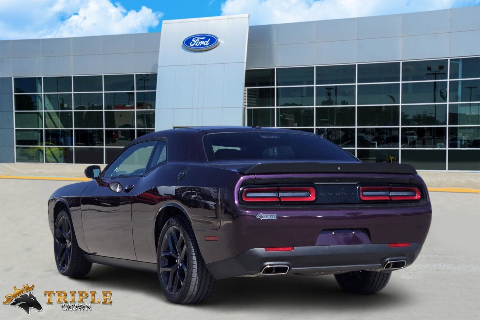 2022 Dodge Challenger SXT