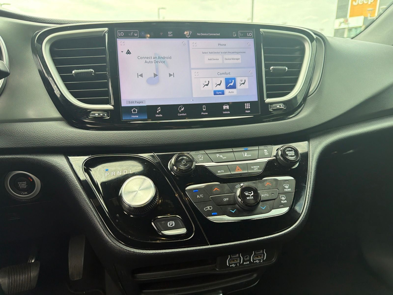 2025 Chrysler Pacifica Select