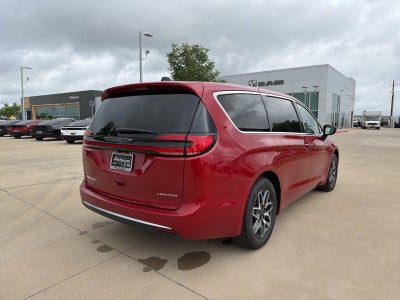 2027 Chrysler Pacifica PACIFICA LIMITED