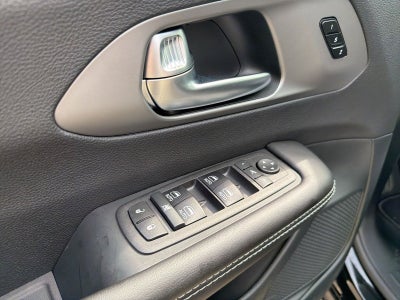 2027 Chrysler Pacifica PACIFICA LIMITED