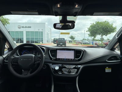 2027 Chrysler Pacifica PACIFICA LIMITED