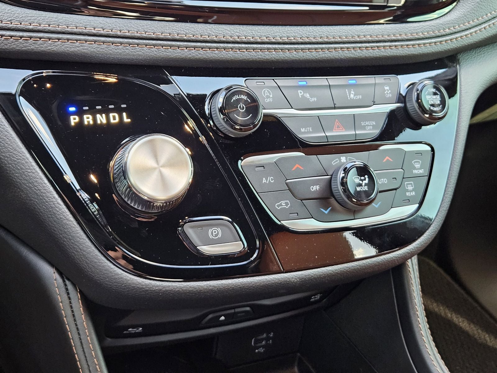 2026 Chrysler Pacifica PACIFICA PINNACLE