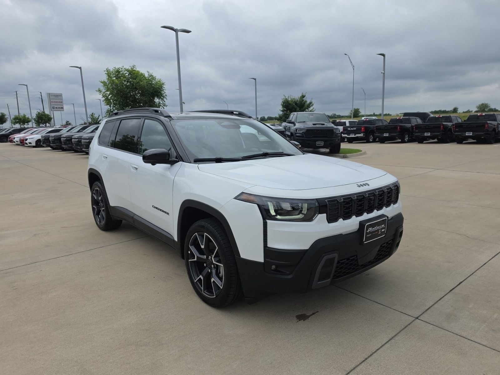2026 Jeep Cherokee CHEROKEE OVERLAND 4X4
