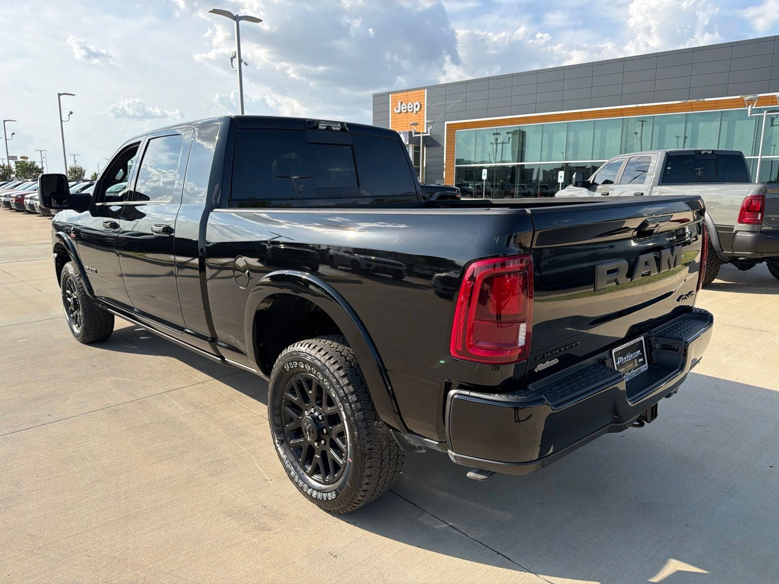 2026 RAM Ram 3500 RAM 3500 LIMITED MEGA CAB 4X4 6'4' BOX