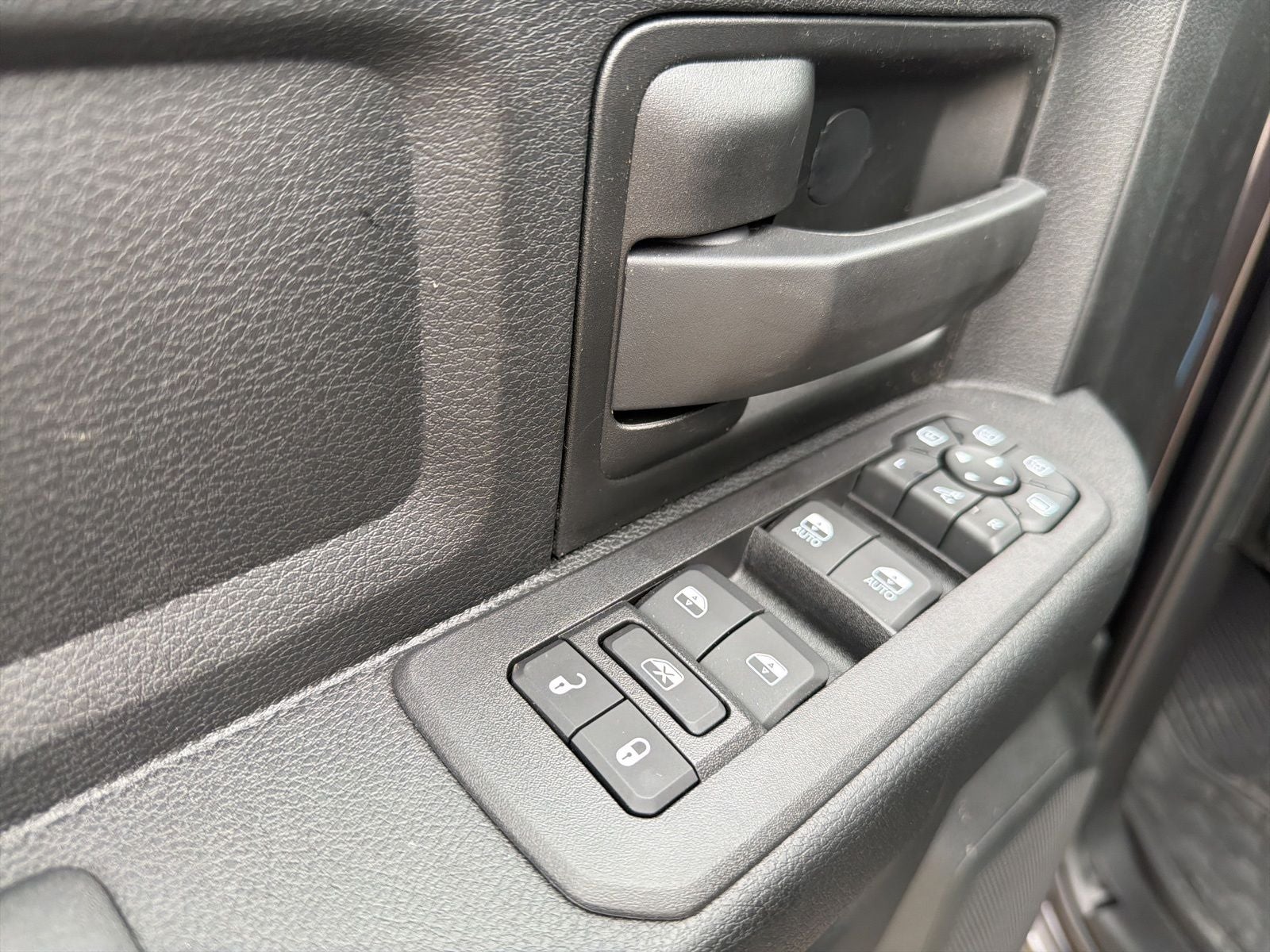 2026 RAM Ram 2500 RAM 2500 WARLOCK CREW CAB 4X4 6'4' BOX