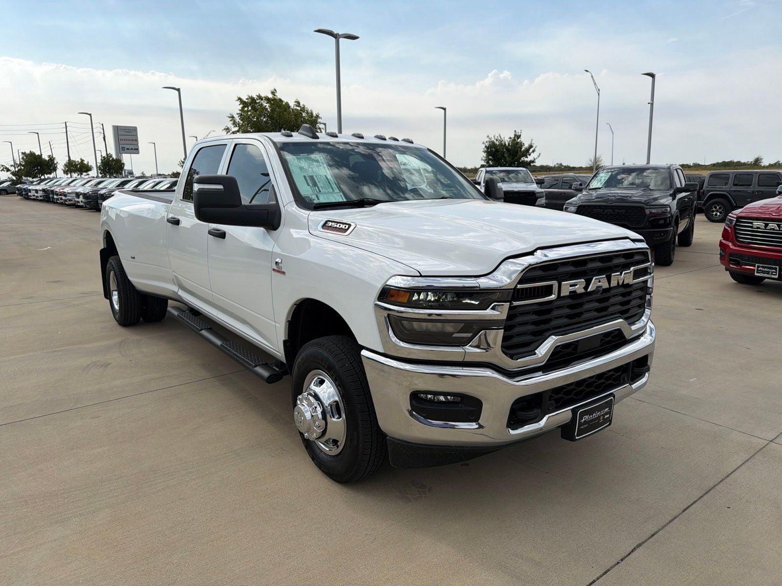 2026 RAM Ram 3500 RAM 3500 TRADESMAN CREW CAB 4X4 8' BOX