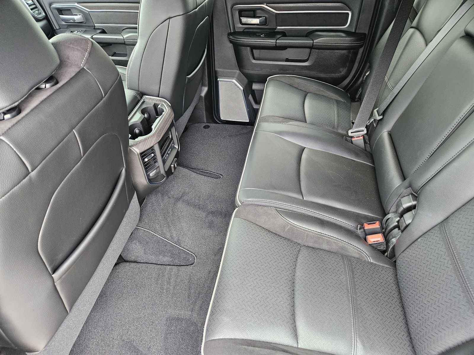 2026 RAM Ram 3500 RAM 3500 LARAMIE MEGA CAB 4X4 6'4' BOX