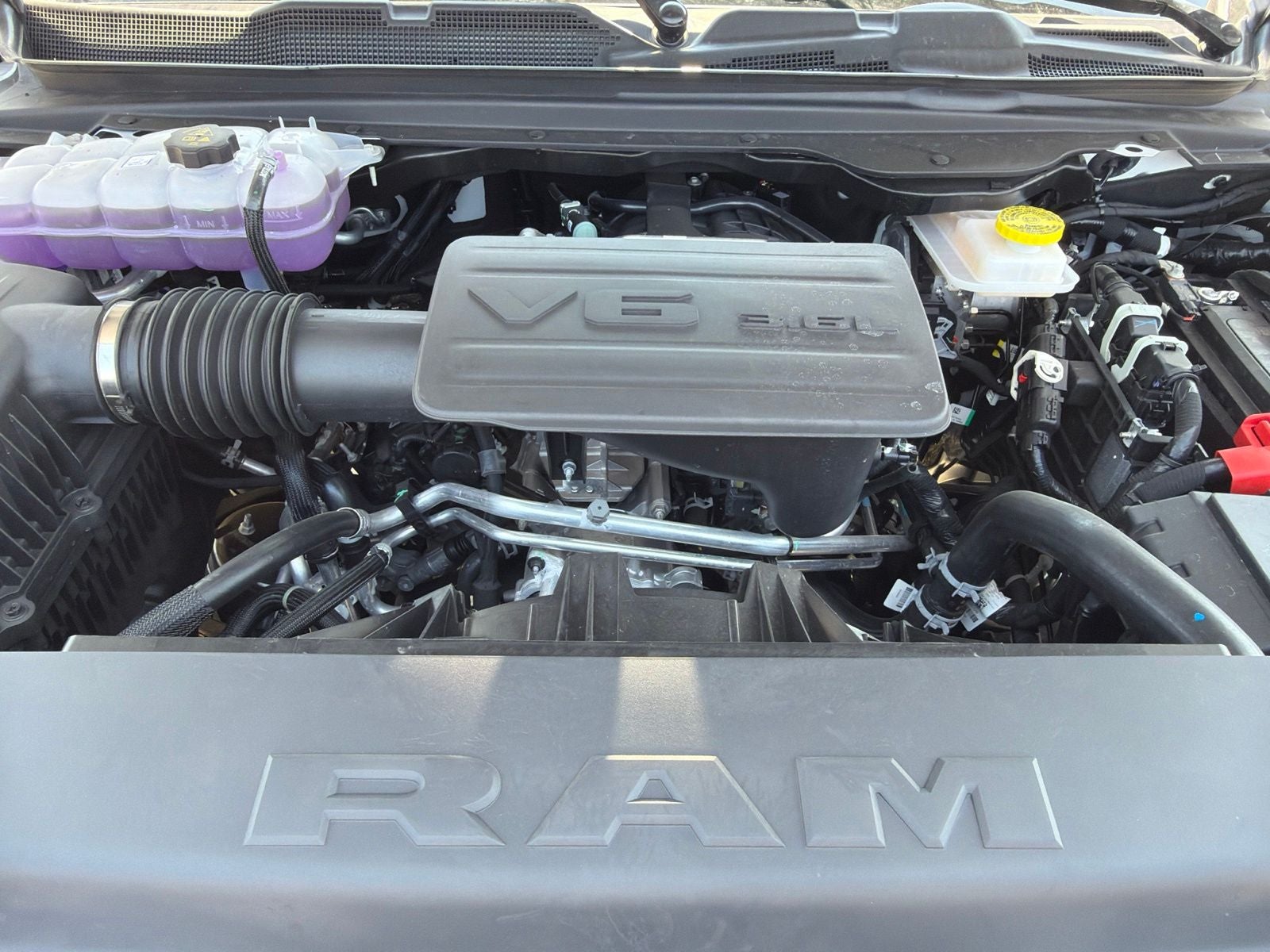2026 RAM Ram 1500 RAM 1500 LONE STAR CREW CAB 4X2 5'7' BOX