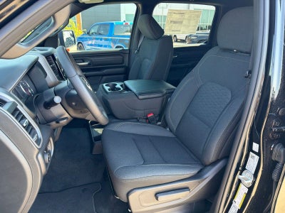 2026 RAM Ram 1500 RAM 1500 EXPRESS CREW CAB 4X2 5'7' BOX