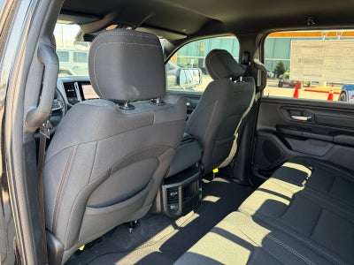 2026 RAM Ram 1500 RAM 1500 EXPRESS CREW CAB 4X2 5'7' BOX