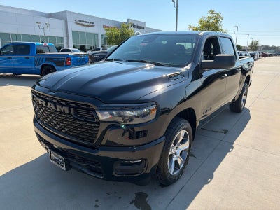 2026 RAM Ram 1500 RAM 1500 EXPRESS CREW CAB 4X2 5'7' BOX