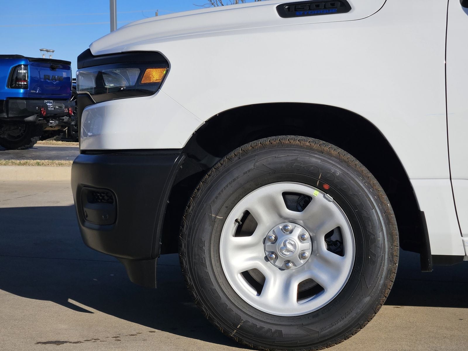 2026 RAM Ram 1500 RAM 1500 TRADESMAN CREW CAB 4X2 5'7' BOX