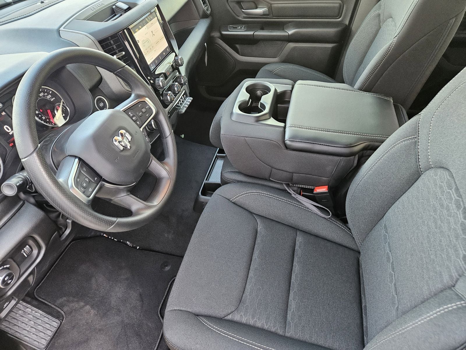 2026 RAM Ram 1500 RAM 1500 EXPRESS CREW CAB 4X2 5'7' BOX