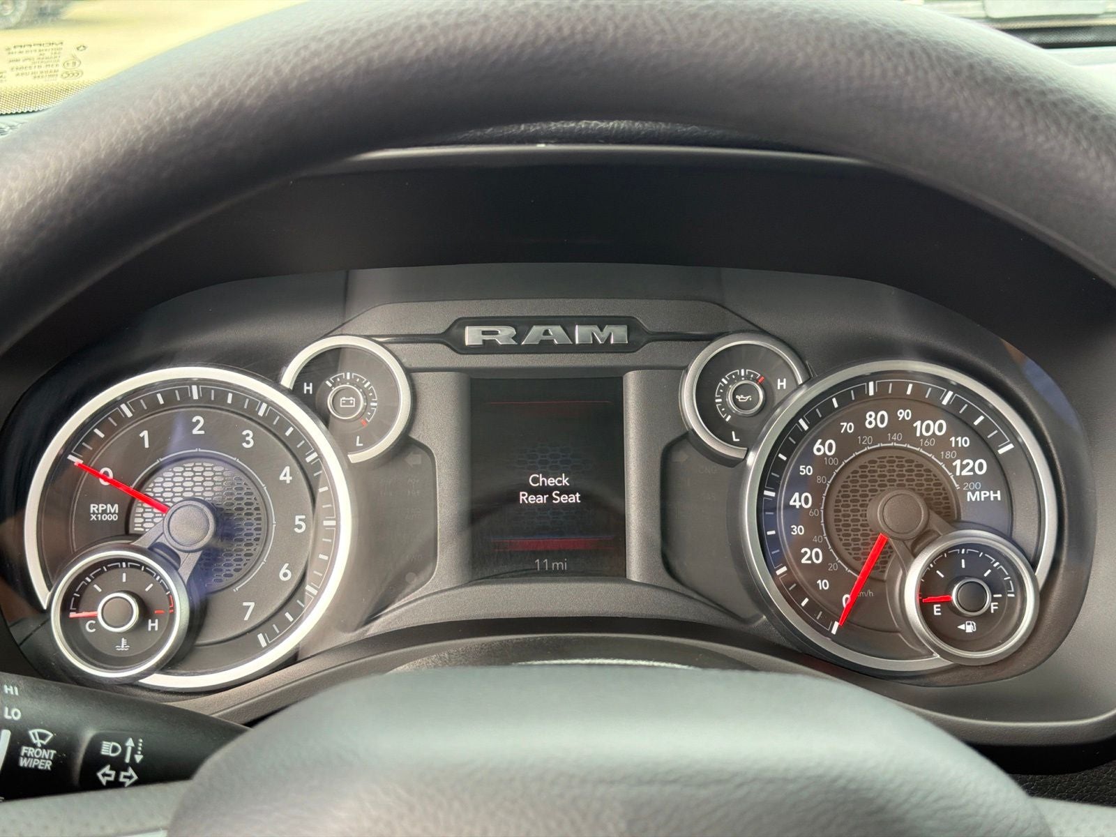 2026 RAM Ram 1500 RAM 1500 EXPRESS CREW CAB 4X4 5'7' BOX