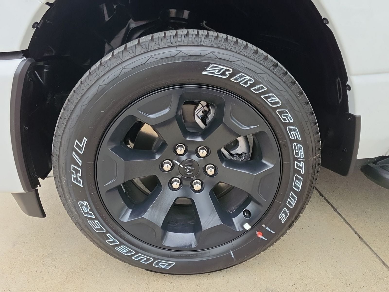 2026 RAM Ram 1500 RAM 1500 EXPRESS CREW CAB 4X4 5'7' BOX