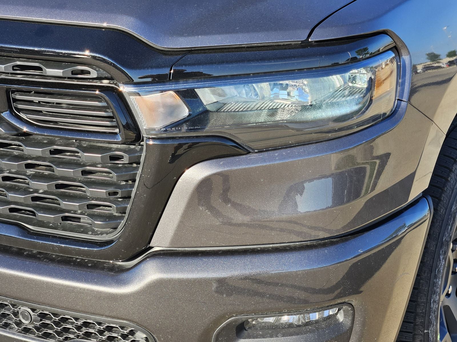 2026 RAM Ram 1500 RAM 1500 EXPRESS CREW CAB 4X4 5'7' BOX