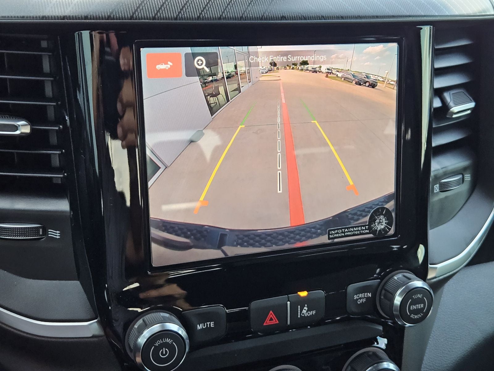 2026 RAM Ram 1500 RAM 1500 EXPRESS CREW CAB 4X4 5'7' BOX