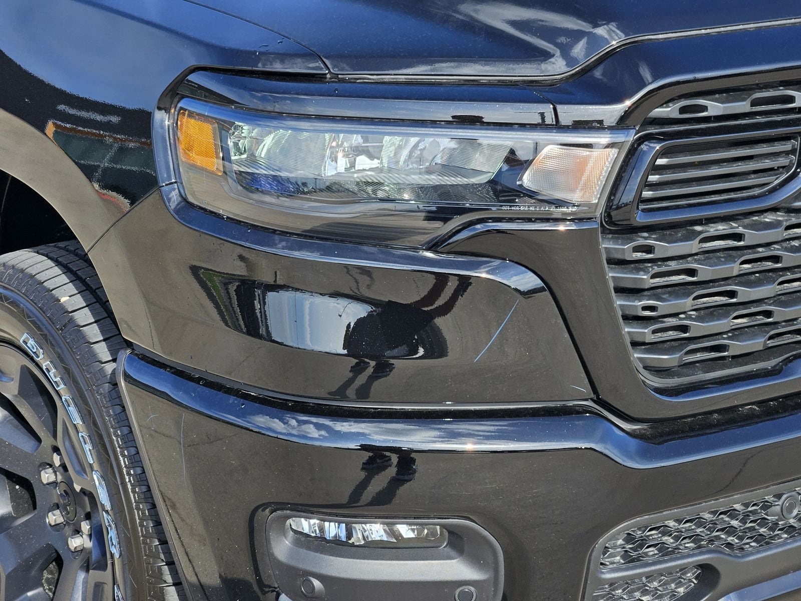2026 RAM Ram 1500 RAM 1500 EXPRESS CREW CAB 4X4 5'7' BOX