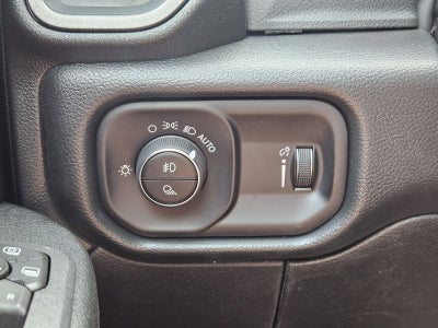 2026 RAM Ram 2500 RAM 2500 BLACK EXPRESS CREW CAB 4X4 6'4' BOX