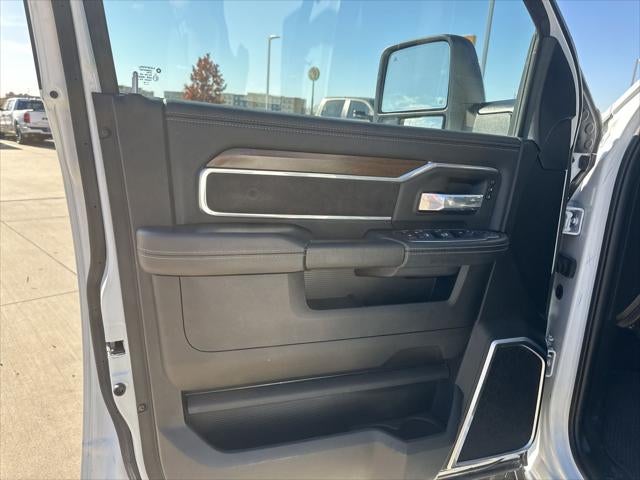 2024 RAM Ram 2500 Laramie Crew Cab 4x4 6'4' Box