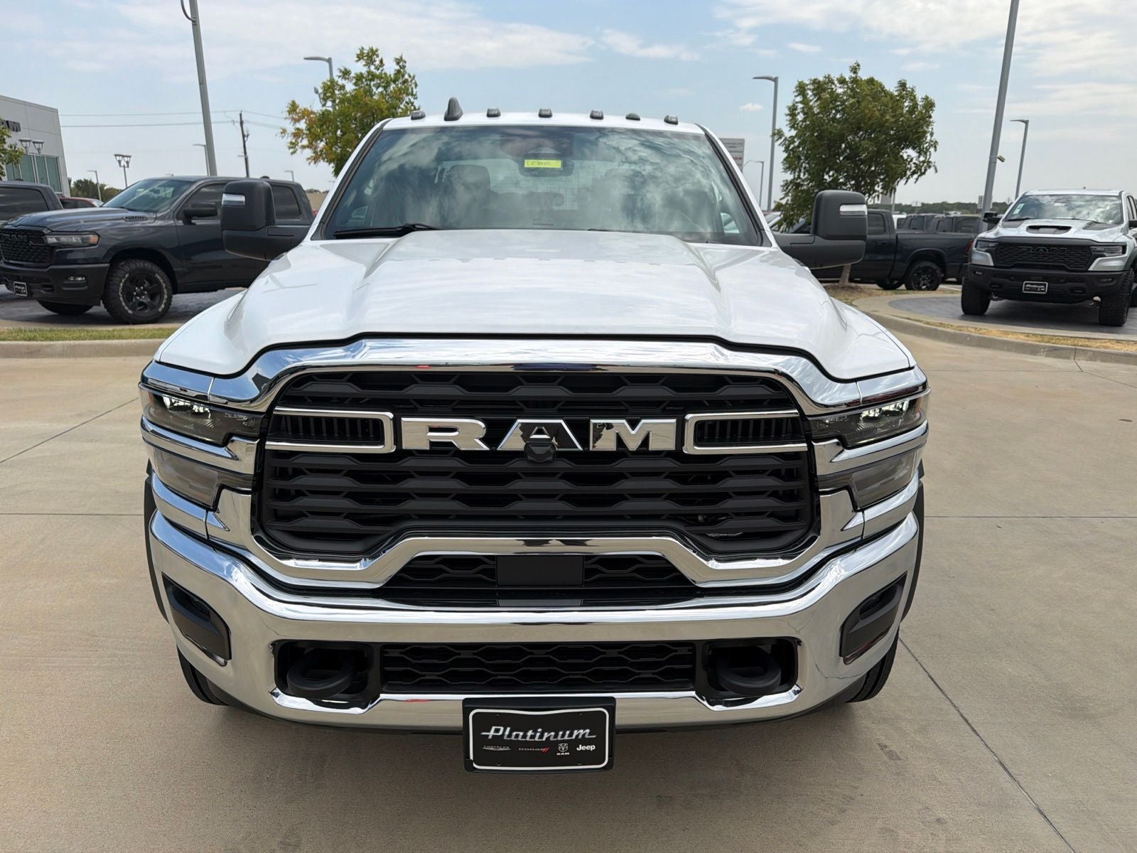 2027 RAM Ram 4500 Chassis Cab RAM 4500 TRADESMAN CHASSIS CREW CAB 4X4 84' CA