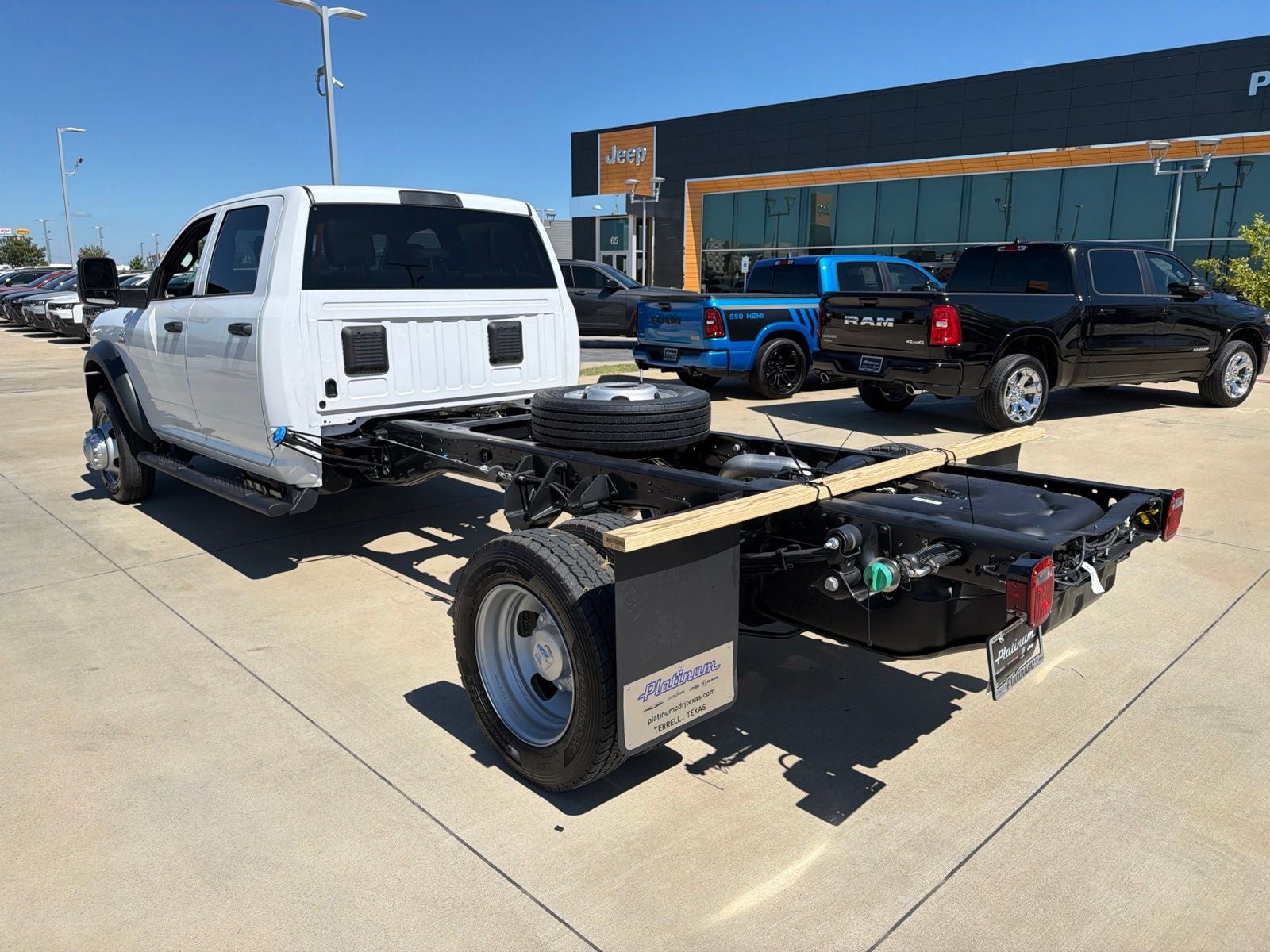 2027 RAM 5500 Chassis Cab Tradesman