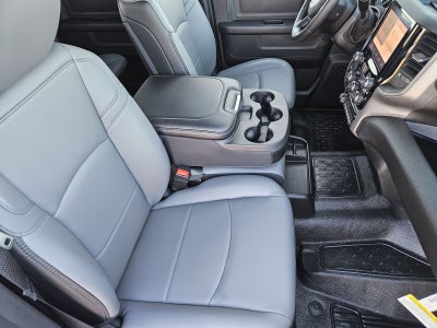 2026 RAM Ram 5500 Chassis Cab RAM 5500 TRADESMAN CHASSIS CREW CAB 4X4 84' CA