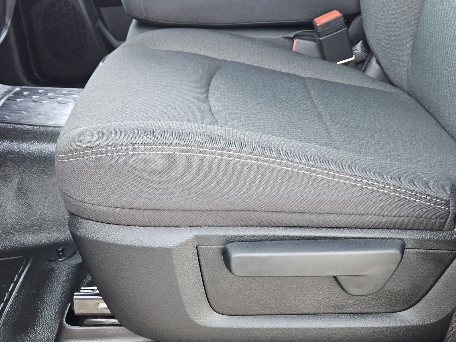 2026 RAM Ram 3500 Chassis Cab RAM 3500 BIG HORN CREW CAB CHASSIS 4X4 60' CA