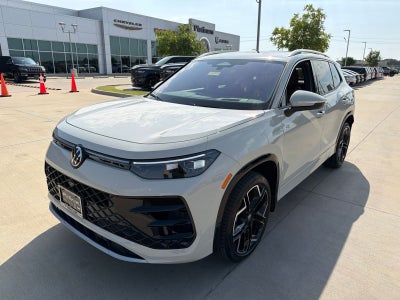 2026 Volkswagen Tiguan SEL R-Line Turbo