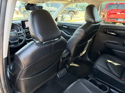 2024 Toyota Highlander XLE