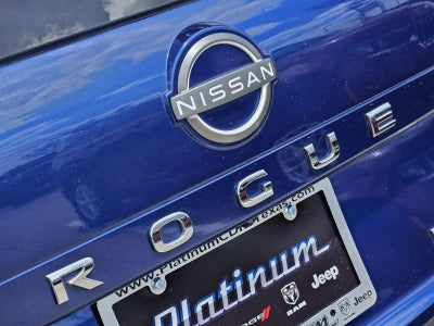 2023 Nissan Rogue Platinum FWD