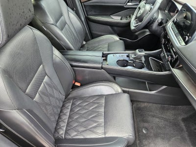 2023 Nissan Rogue Platinum FWD