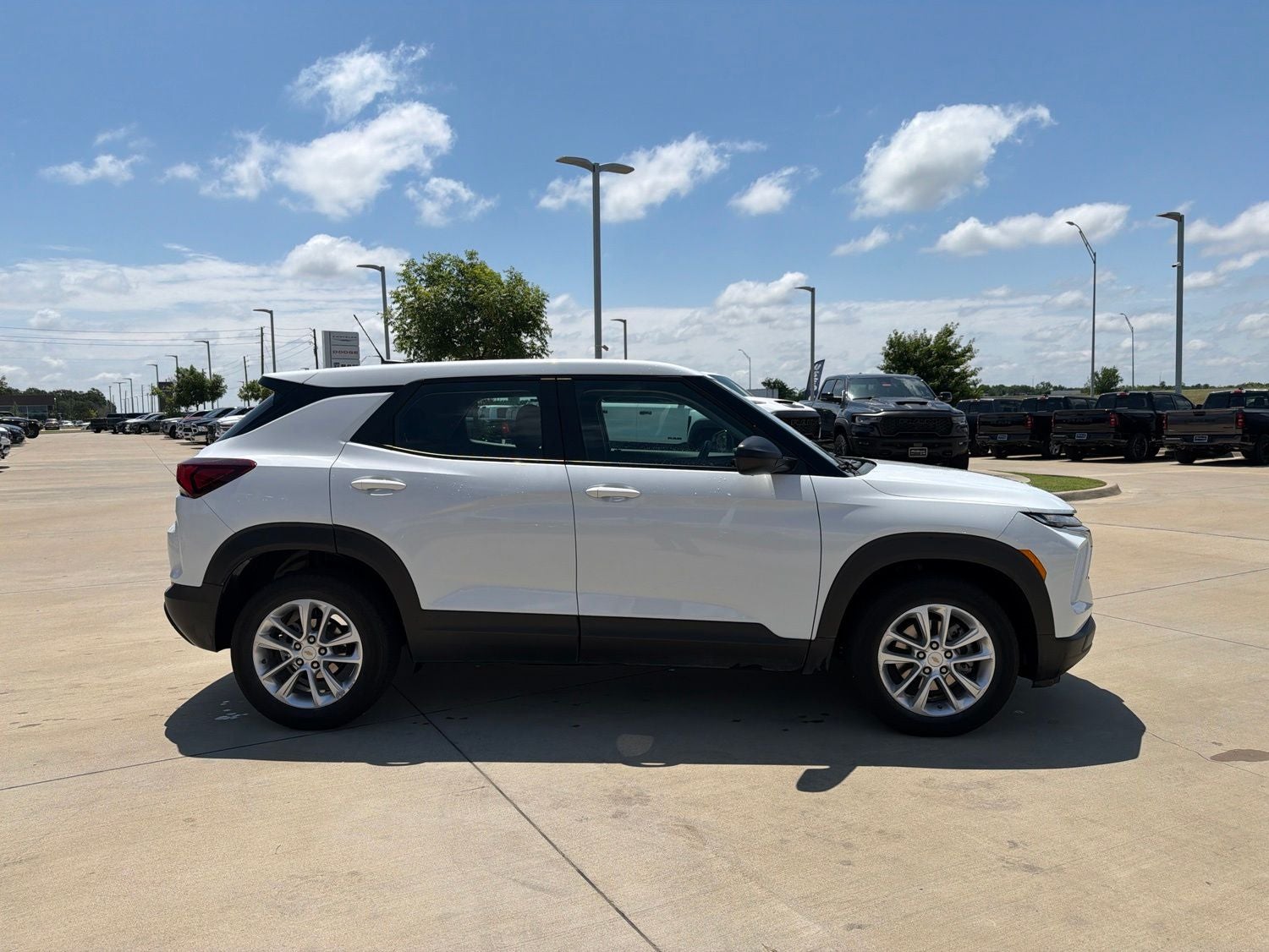 2024 Chevrolet Trailblazer FWD LS