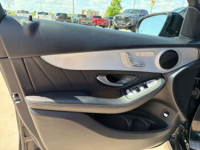 2019 Mercedes-Benz GLC 300 GLC 300