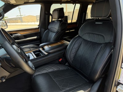 2024 Jeep Grand Wagoneer Series III