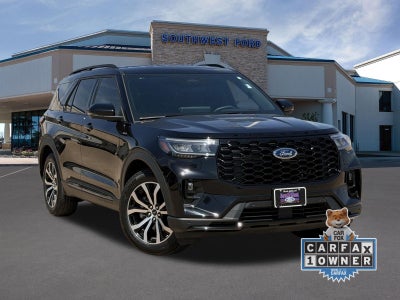 2025 Ford Explorer ST-Line