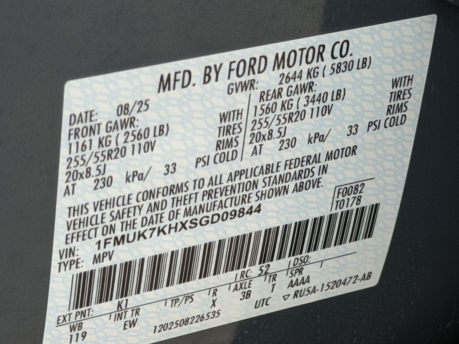 2025 Ford Explorer ST-Line
