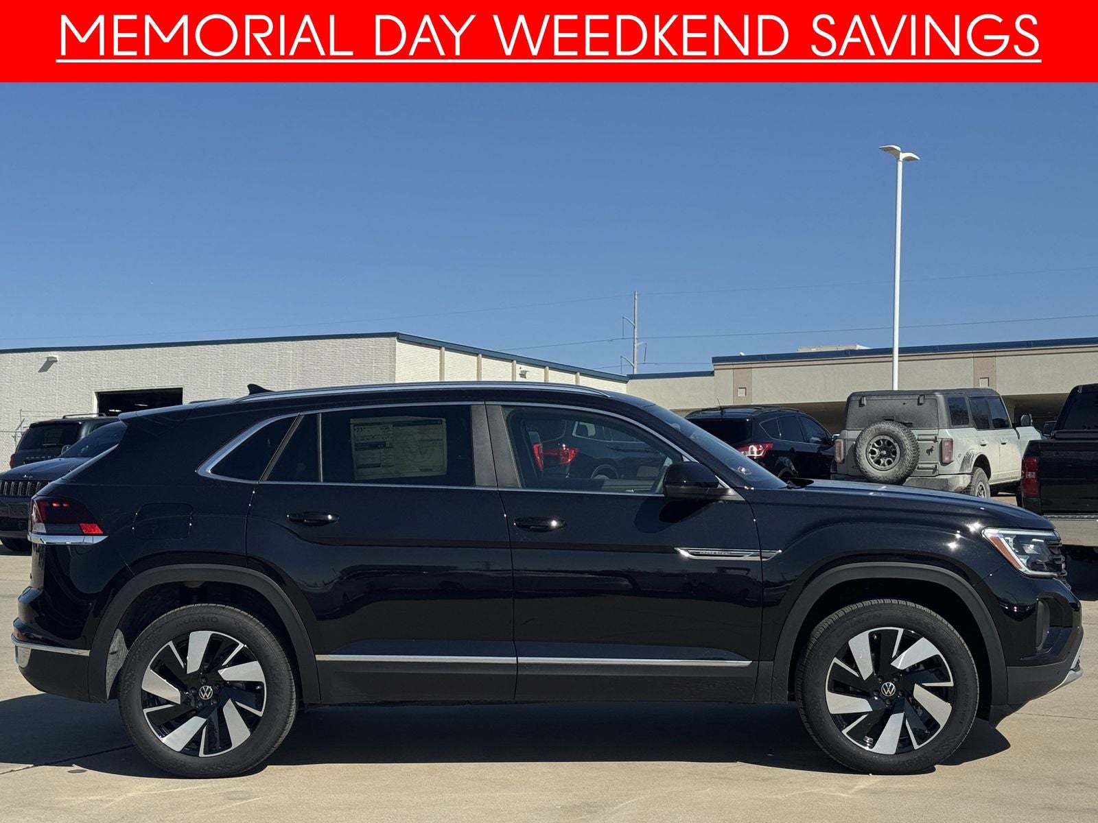 2025 Volkswagen Atlas Cross Sport 2.0T SEL