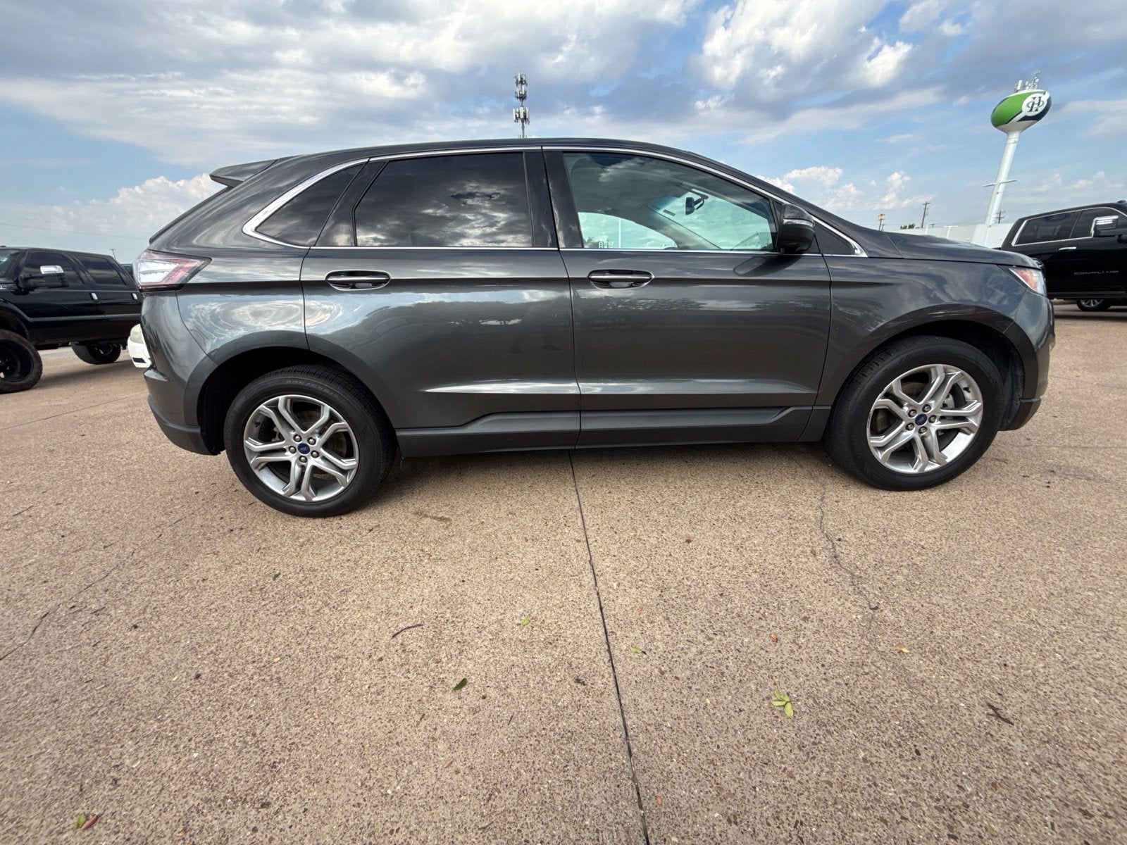 2017 Ford Edge Titanium
